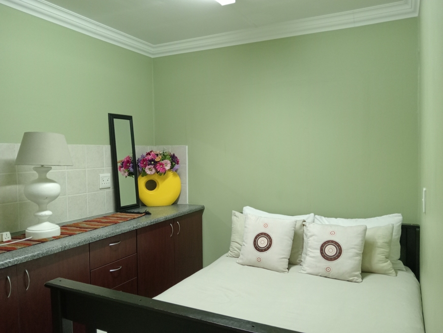 9 Bedroom Property for Sale in Northmead Gauteng