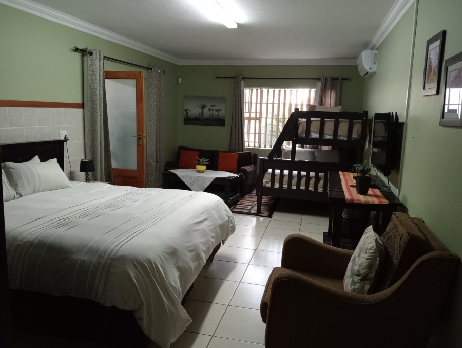9 Bedroom Property for Sale in Northmead Gauteng