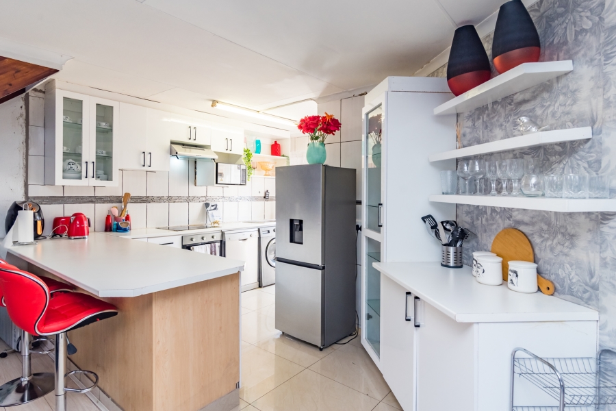 3 Bedroom Property for Sale in Helderkruin Gauteng
