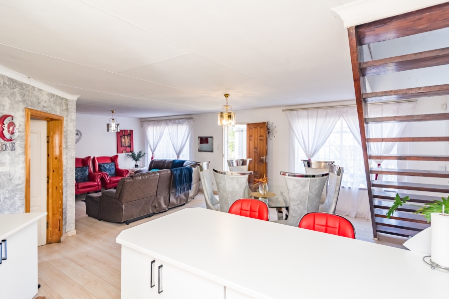 3 Bedroom Property for Sale in Helderkruin Gauteng