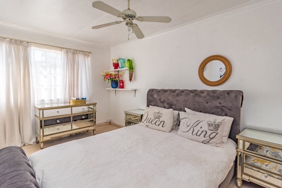3 Bedroom Property for Sale in Helderkruin Gauteng