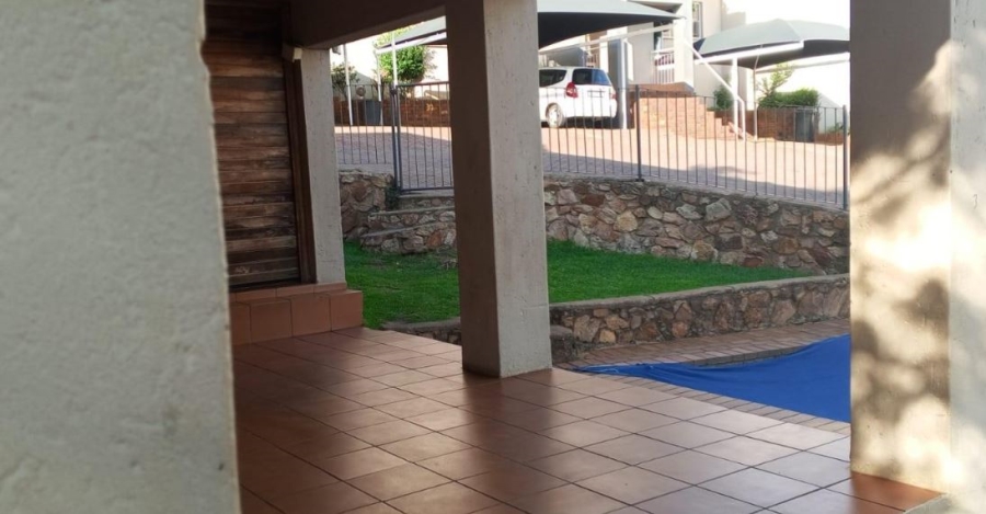 2 Bedroom Property for Sale in Ridgeway Gauteng