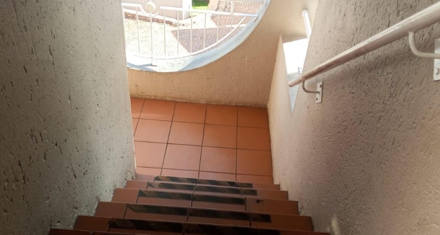 2 Bedroom Property for Sale in Ridgeway Gauteng