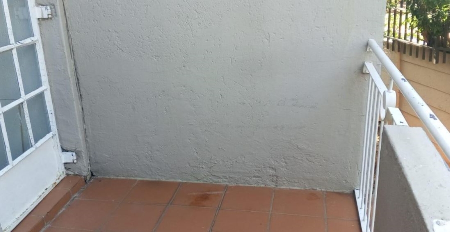 2 Bedroom Property for Sale in Ridgeway Gauteng