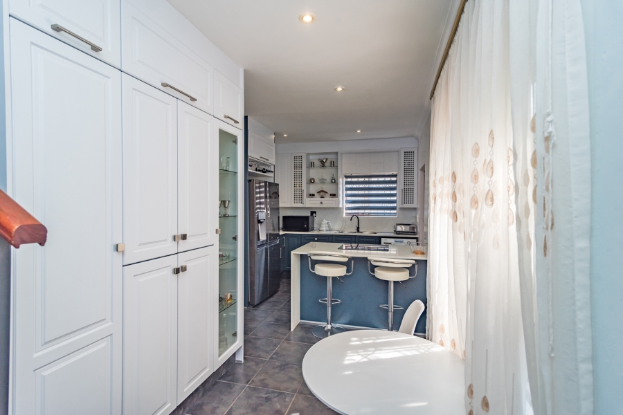 3 Bedroom Property for Sale in Chancliff Ridge Gauteng