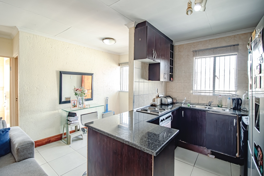 2 Bedroom Property for Sale in Theresa Park Gauteng