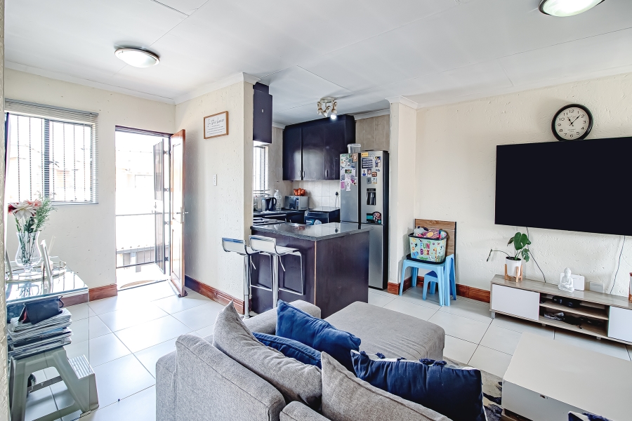 2 Bedroom Property for Sale in Theresa Park Gauteng