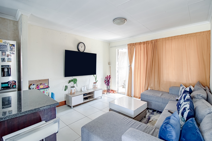 2 Bedroom Property for Sale in Theresa Park Gauteng