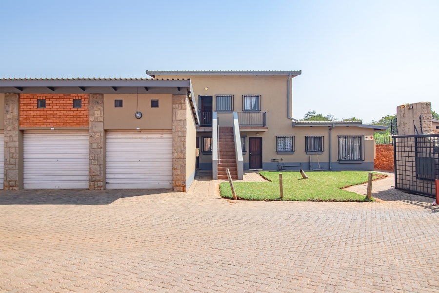 2 Bedroom Property for Sale in Theresa Park Gauteng