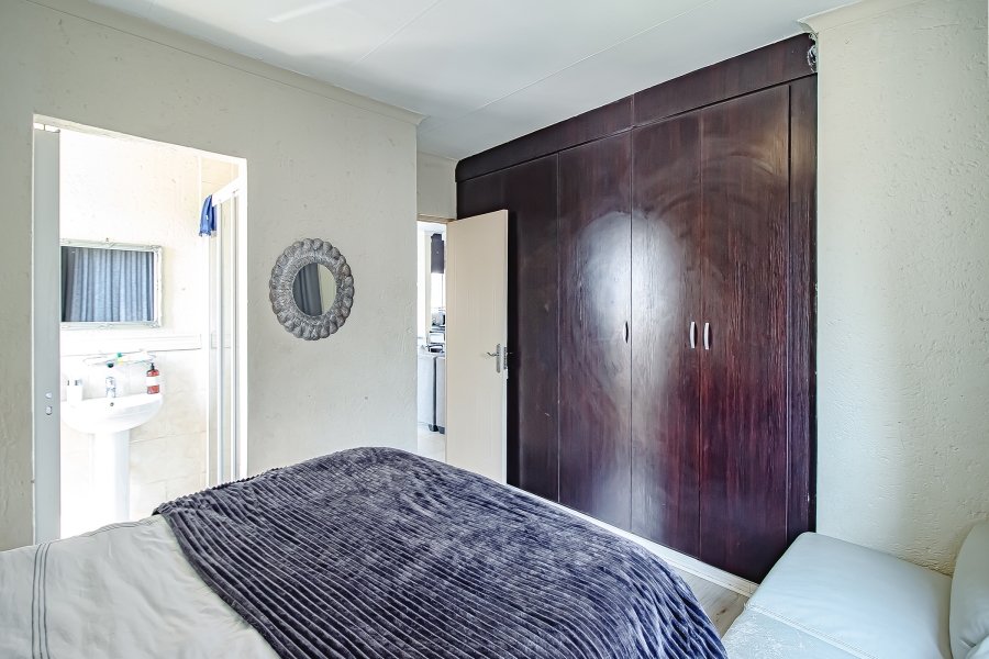 2 Bedroom Property for Sale in Theresa Park Gauteng