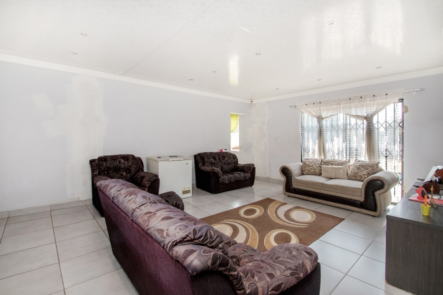 4 Bedroom Property for Sale in Strubensvallei Gauteng