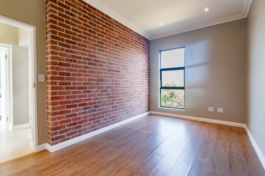 6 Bedroom Property for Sale in Midstream Estate Gauteng