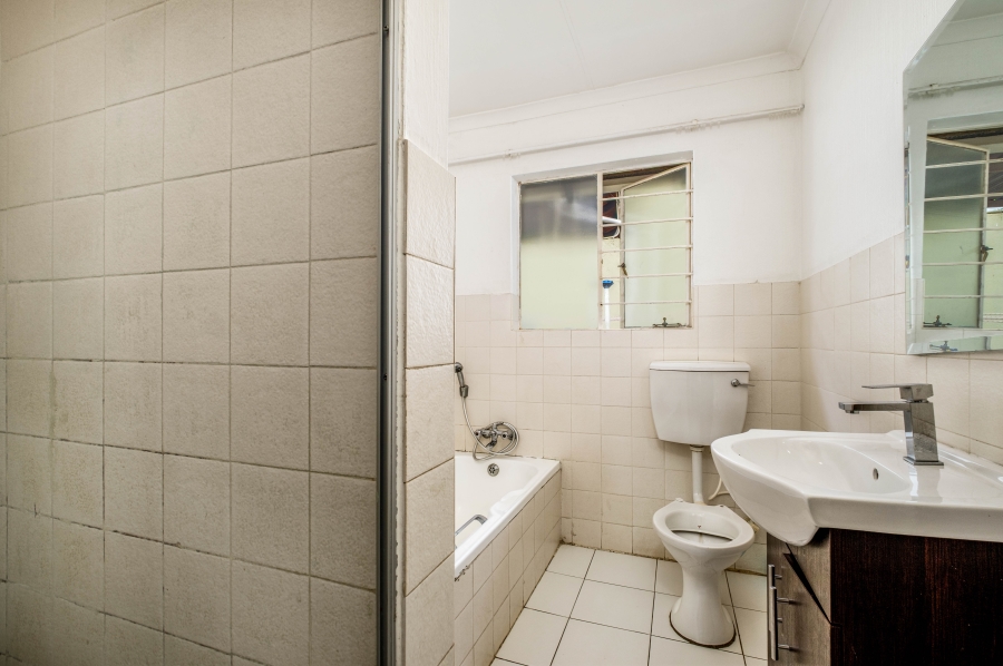 2 Bedroom Property for Sale in Sundowner Gauteng