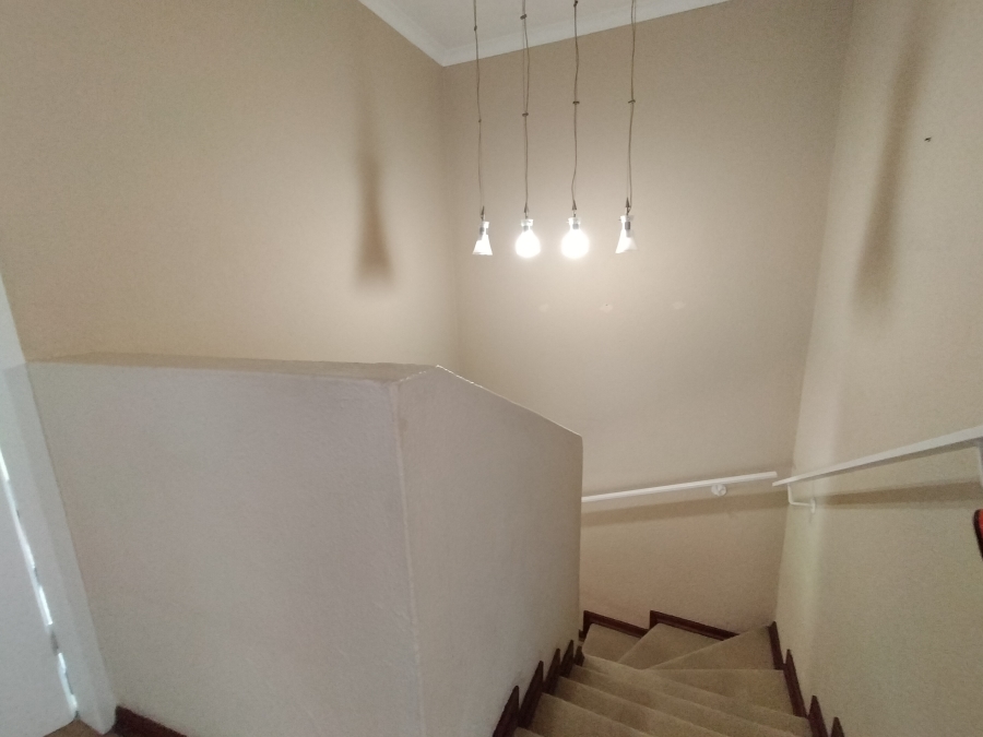 3 Bedroom Property for Sale in Ontdekkerspark Gauteng