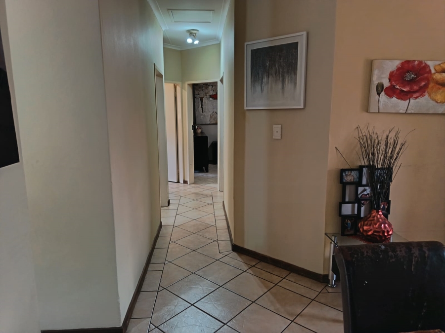 3 Bedroom Property for Sale in Moreleta Park Gauteng
