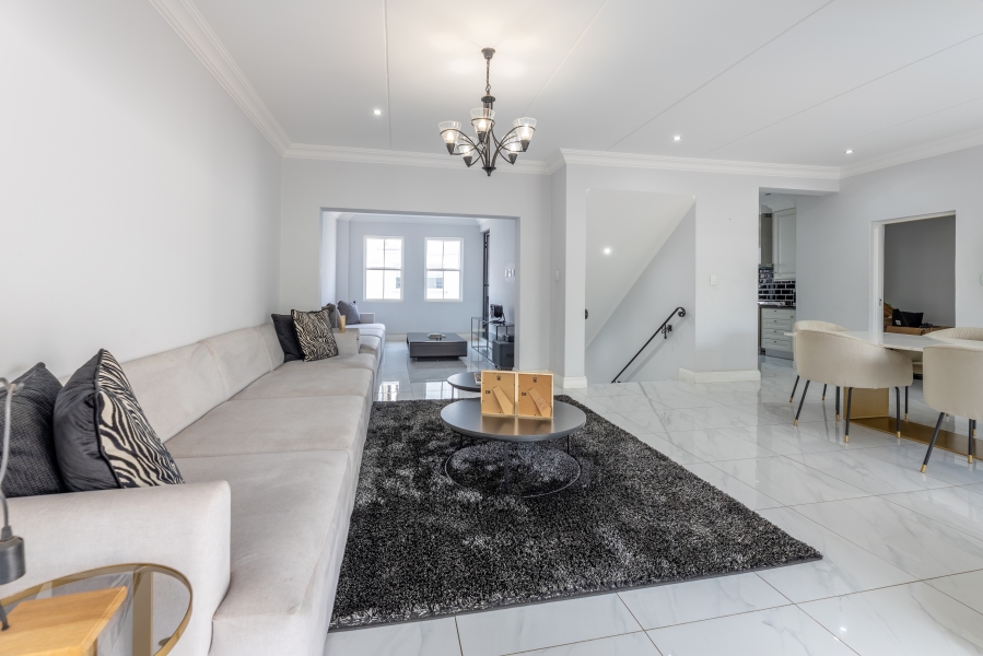 3 Bedroom Property for Sale in Bryanston Gauteng