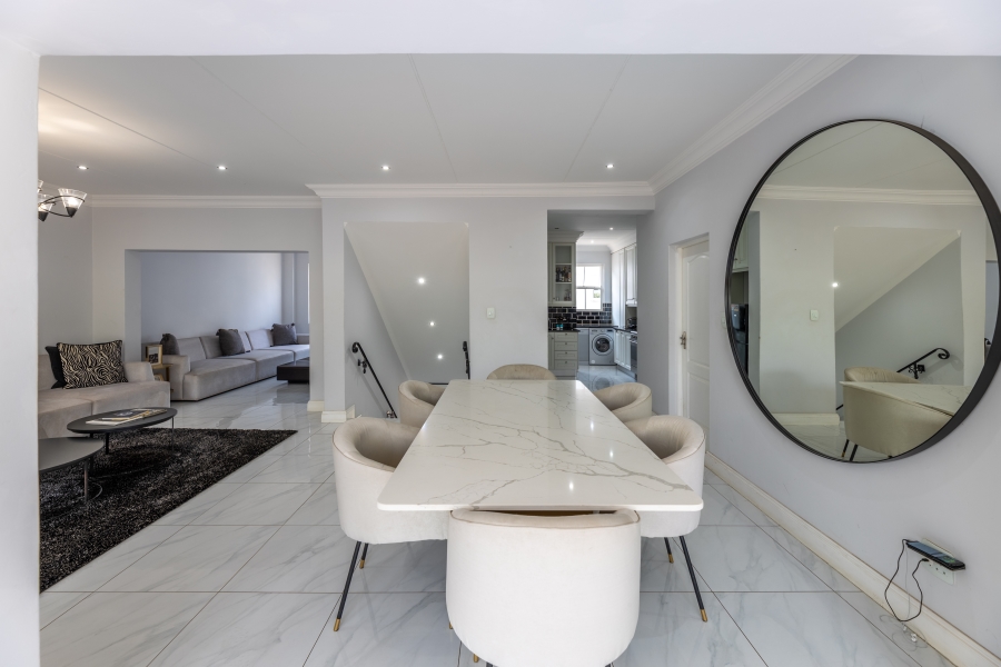 3 Bedroom Property for Sale in Bryanston Gauteng