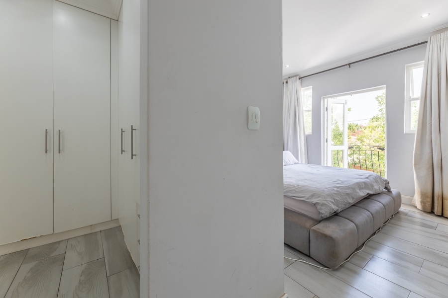 3 Bedroom Property for Sale in Bryanston Gauteng