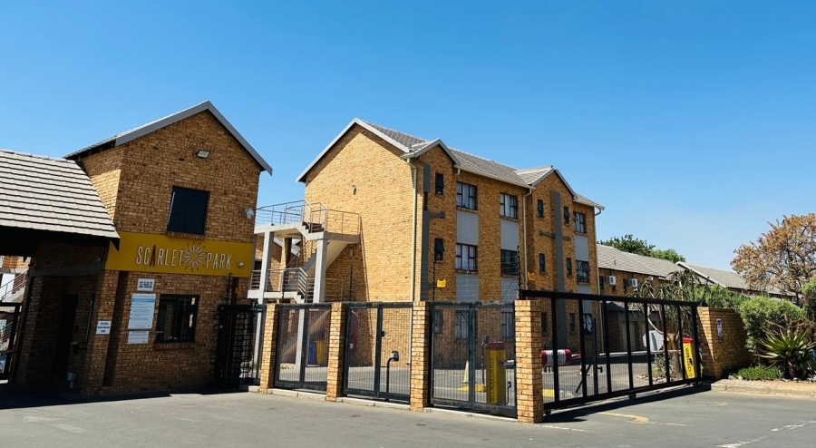 To Let 1 Bedroom Property for Rent in Die Hoewes Gauteng