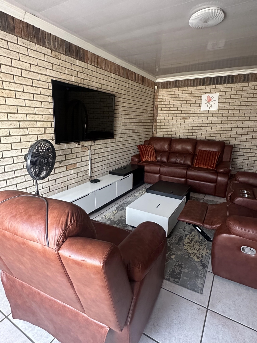 3 Bedroom Property for Sale in Booysens Gauteng