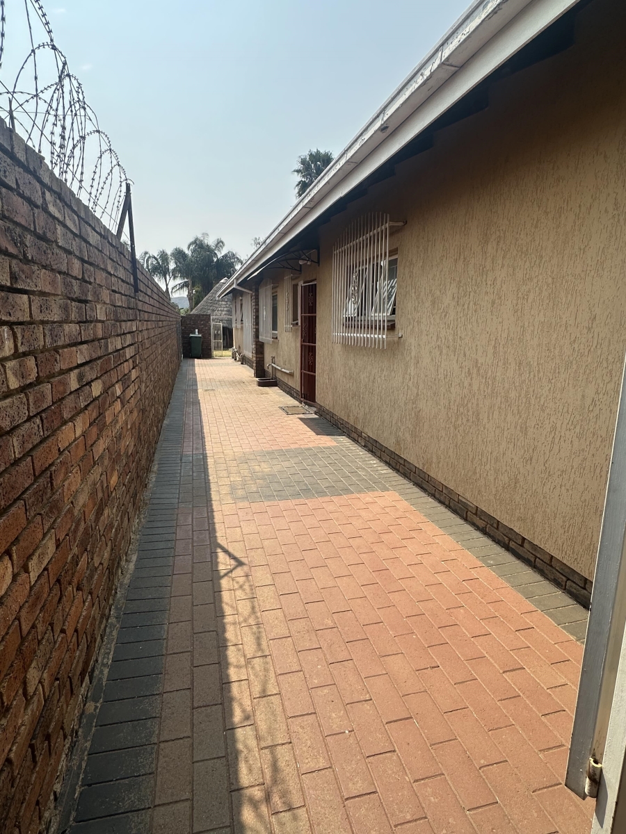 3 Bedroom Property for Sale in Booysens Gauteng