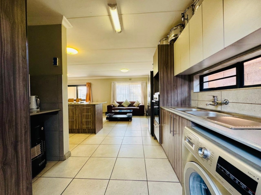 3 Bedroom Property for Sale in Zambezi Manor Lifestyle Estate Gauteng