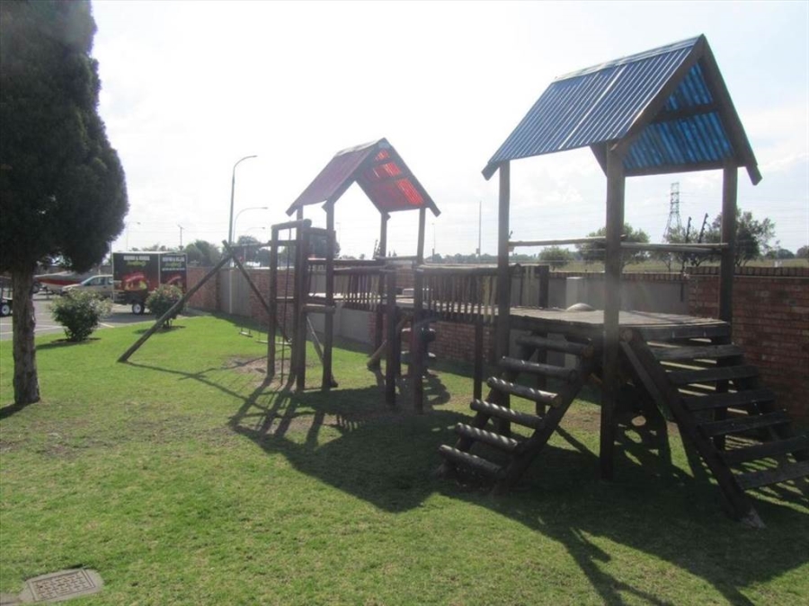 2 Bedroom Property for Sale in Van Dyk Park Gauteng