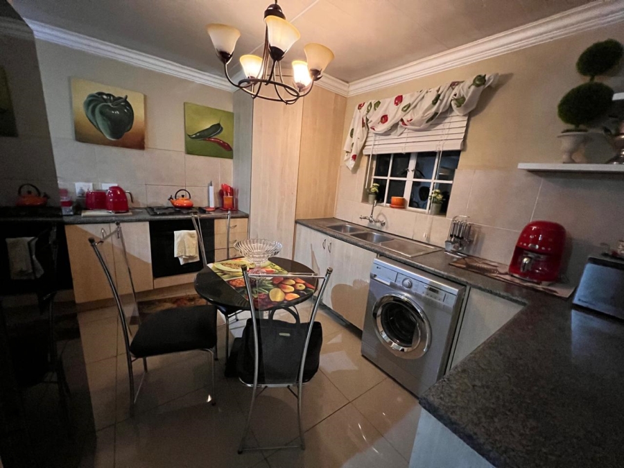 3 Bedroom Property for Sale in Olympus AH Gauteng