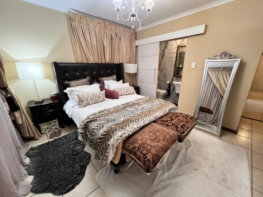 3 Bedroom Property for Sale in Olympus AH Gauteng