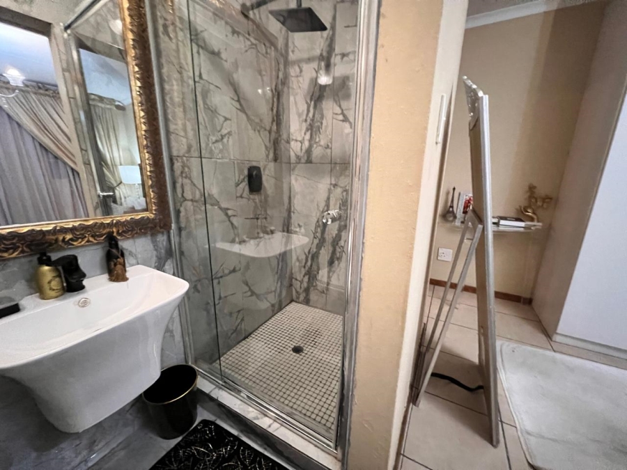 3 Bedroom Property for Sale in Olympus AH Gauteng