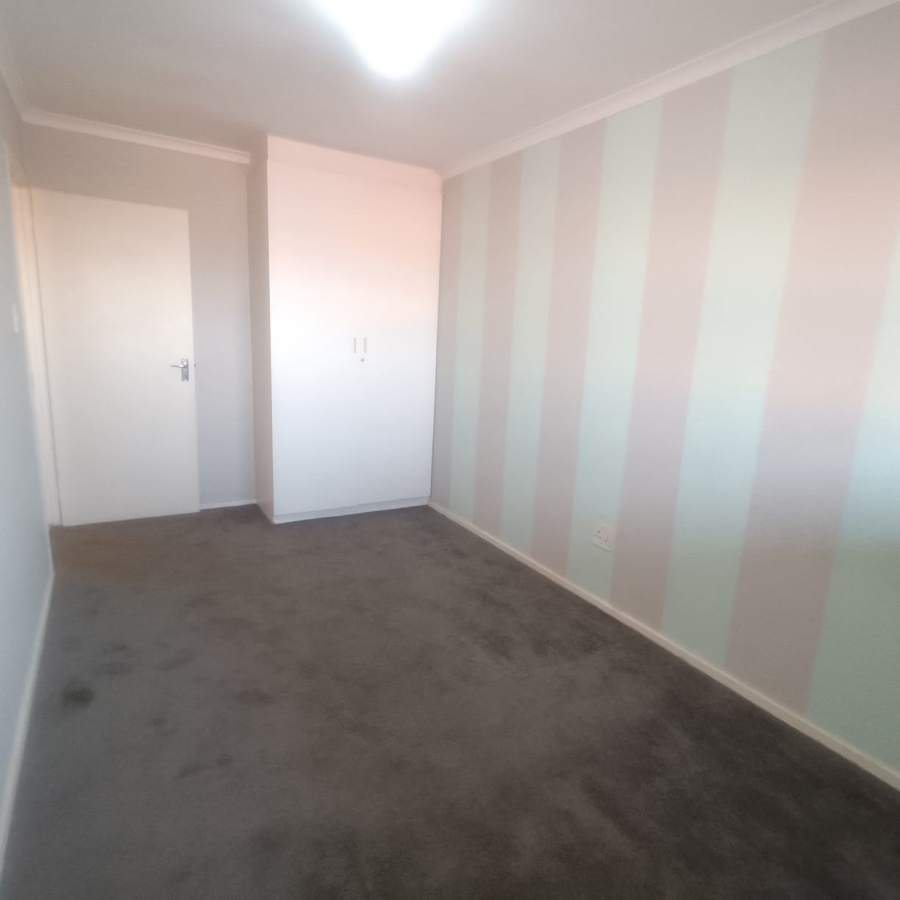To Let 2 Bedroom Property for Rent in Northcliff Gauteng