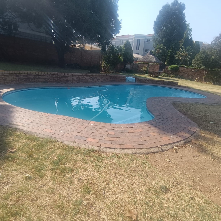 To Let 2 Bedroom Property for Rent in Northcliff Gauteng