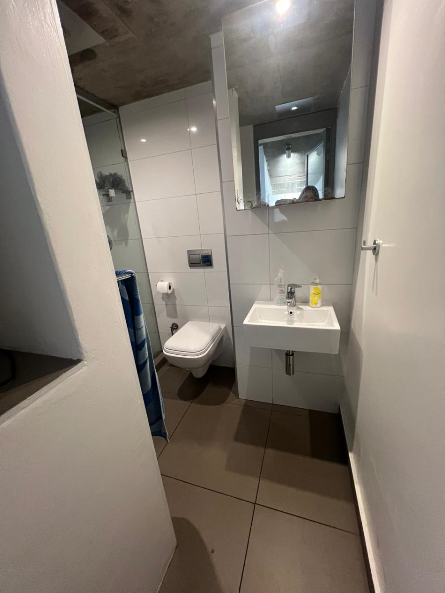 To Let 1 Bedroom Property for Rent in Clydesdale Gauteng