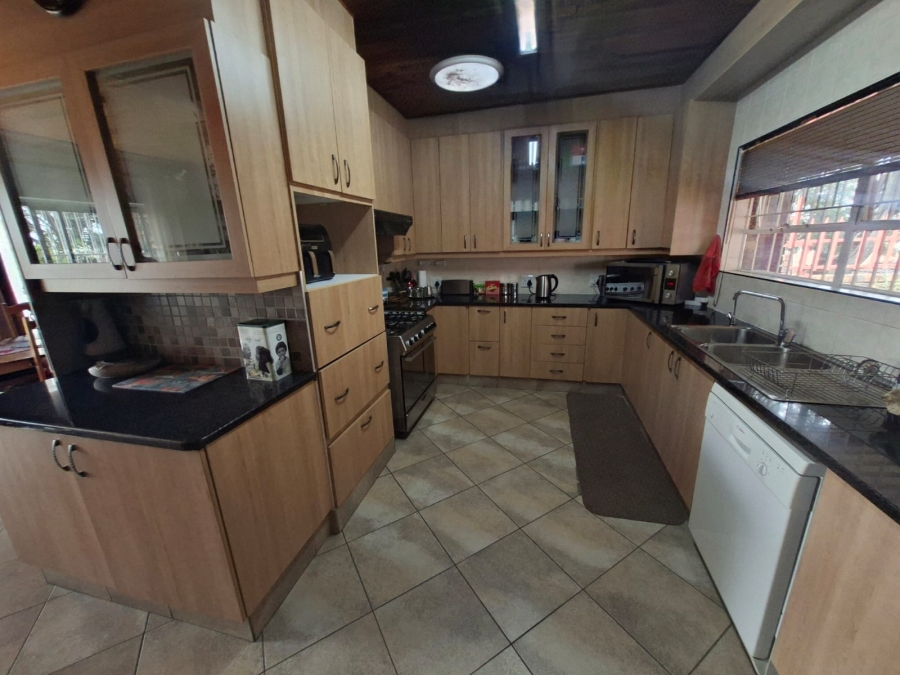 4 Bedroom Property for Sale in Rant En Dal Gauteng