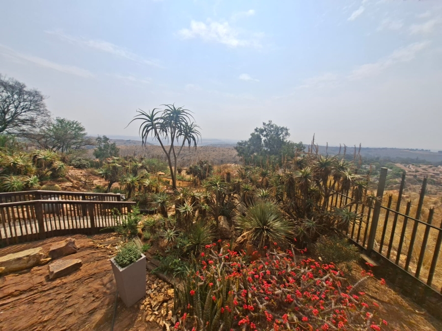 4 Bedroom Property for Sale in Rant En Dal Gauteng