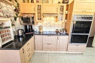 3 Bedroom Property for Sale in Petersfield Gauteng