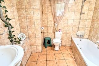 3 Bedroom Property for Sale in Petersfield Gauteng
