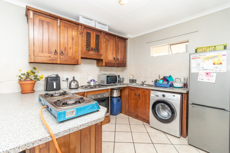 2 Bedroom Property for Sale in Noordhang Gauteng