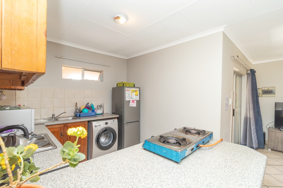 2 Bedroom Property for Sale in Noordhang Gauteng