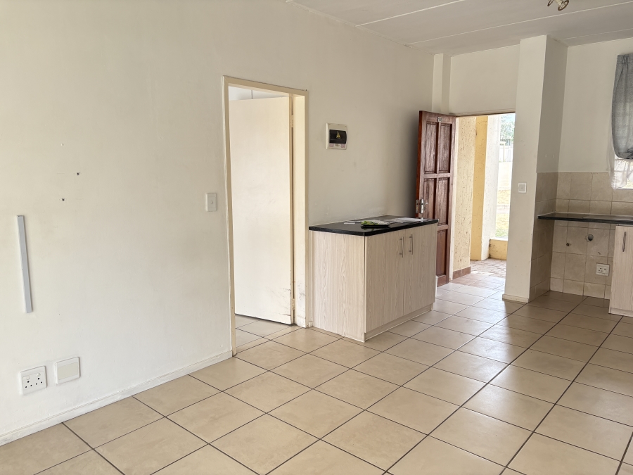 1 Bedroom Property for Sale in North Riding AH Gauteng
