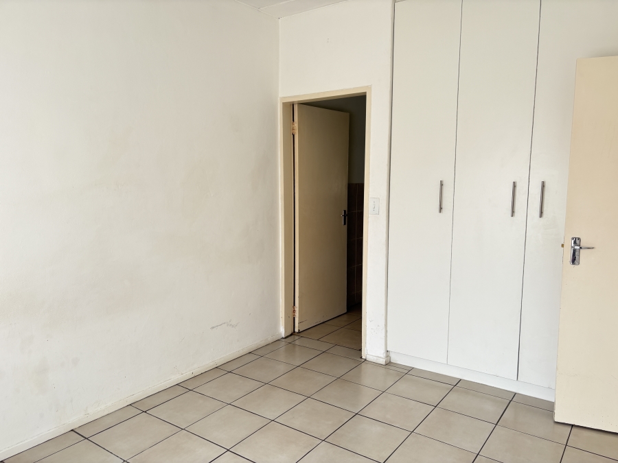 1 Bedroom Property for Sale in North Riding AH Gauteng