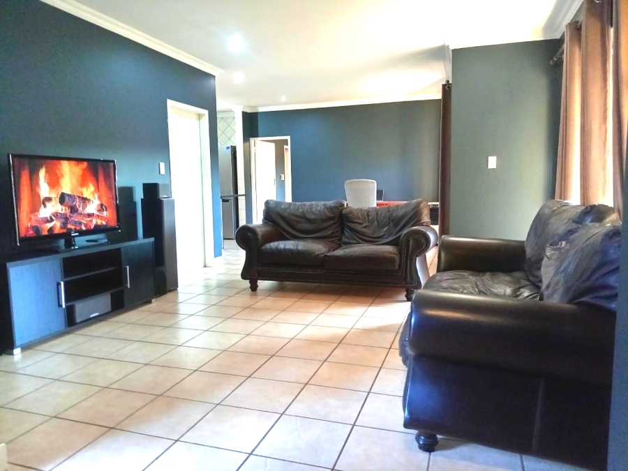2 Bedroom Property for Sale in Willow Park Manor Gauteng