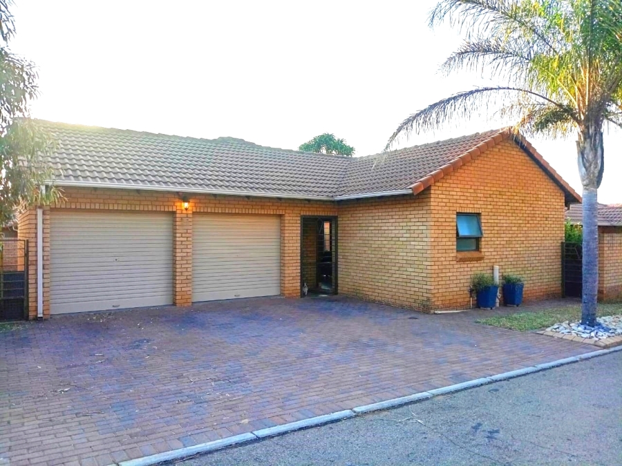 2 Bedroom Property for Sale in Willow Park Manor Gauteng