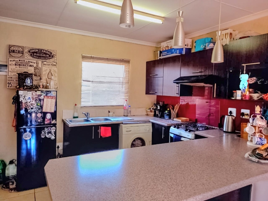 2 Bedroom Property for Sale in Honeypark Gauteng