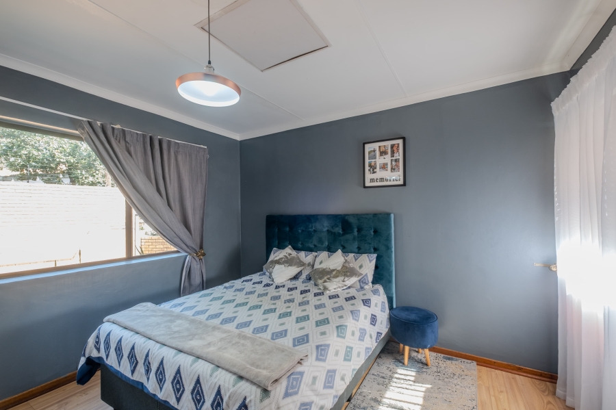 3 Bedroom Property for Sale in Faerie Glen Gauteng