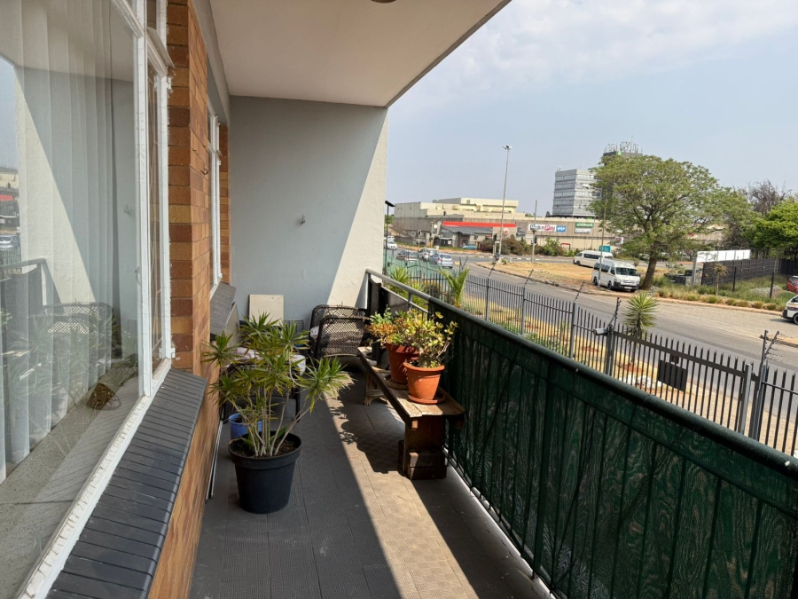 1 Bedroom Property for Sale in Florida North Gauteng