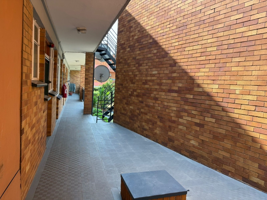 1 Bedroom Property for Sale in Florida North Gauteng