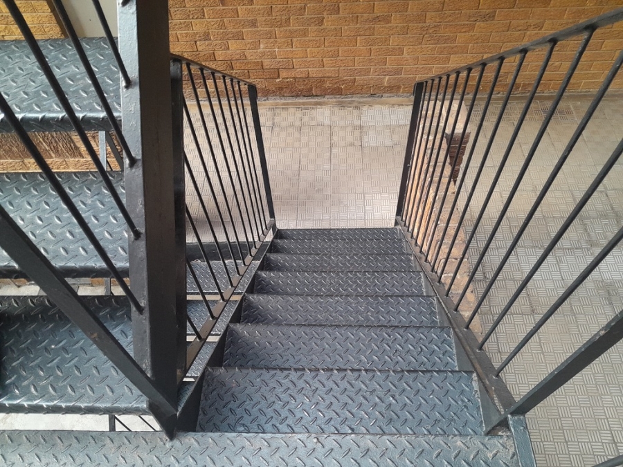 To Let 1 Bedroom Property for Rent in Alberton North Gauteng