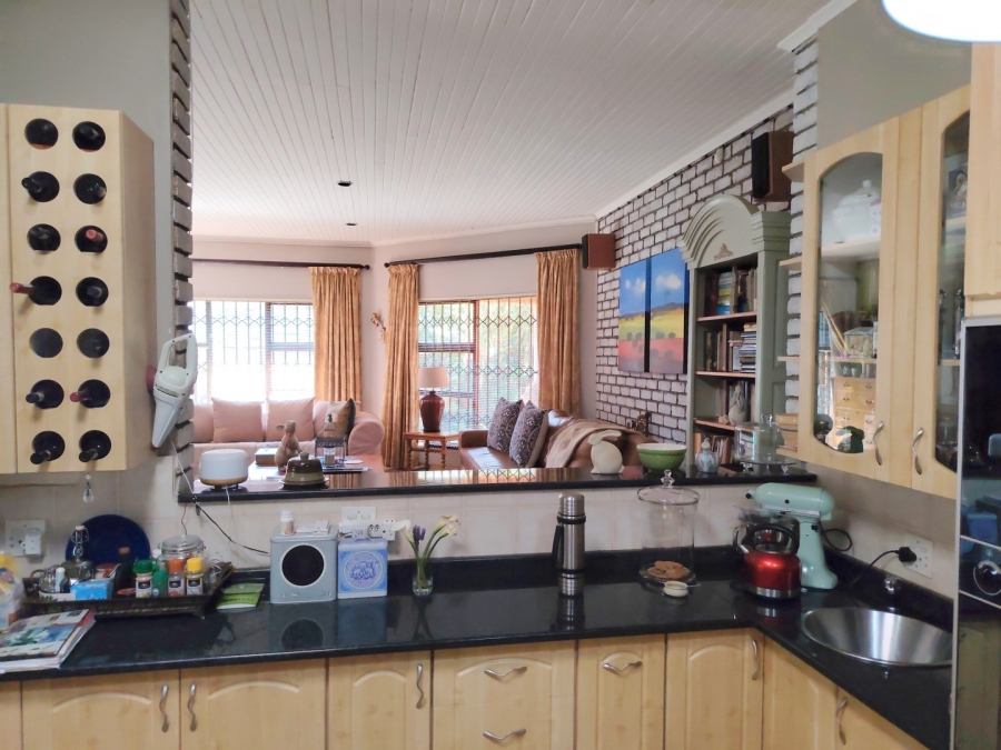3 Bedroom Property for Sale in Glen Marais Gauteng