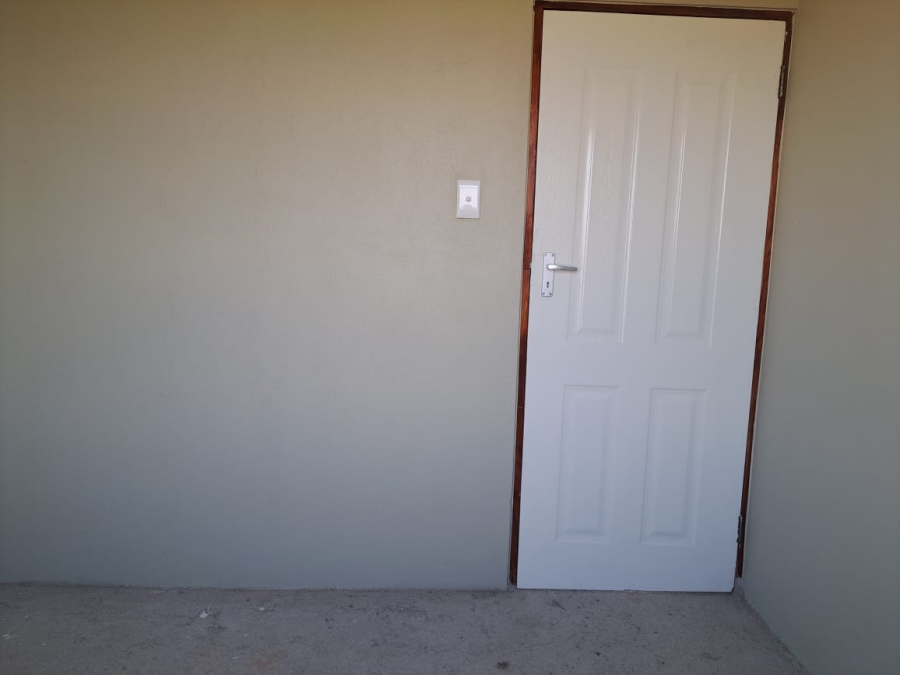 2 Bedroom Property for Sale in Selcourt Gauteng